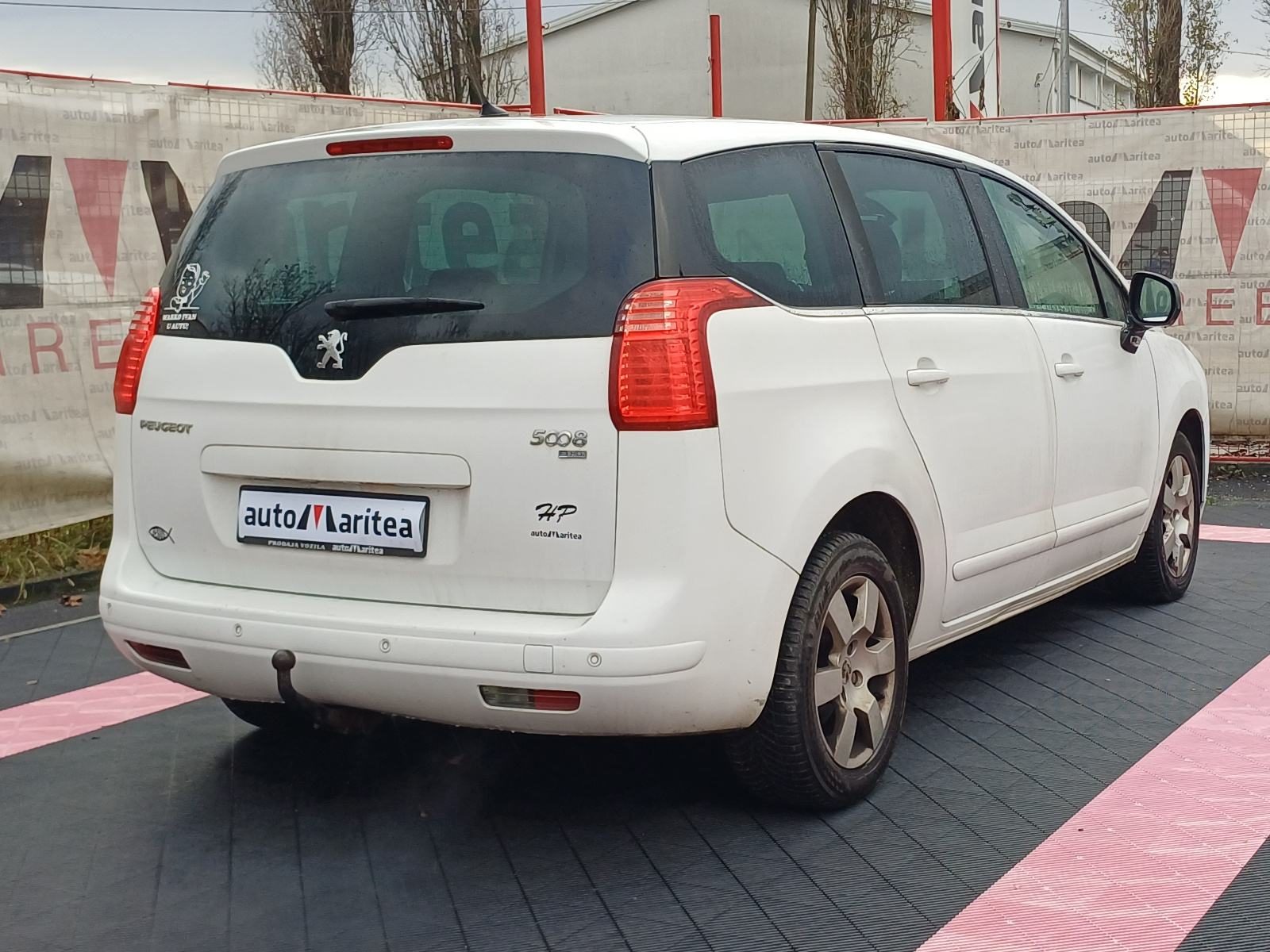 2013 Peugeot 5008 — fotografija 14