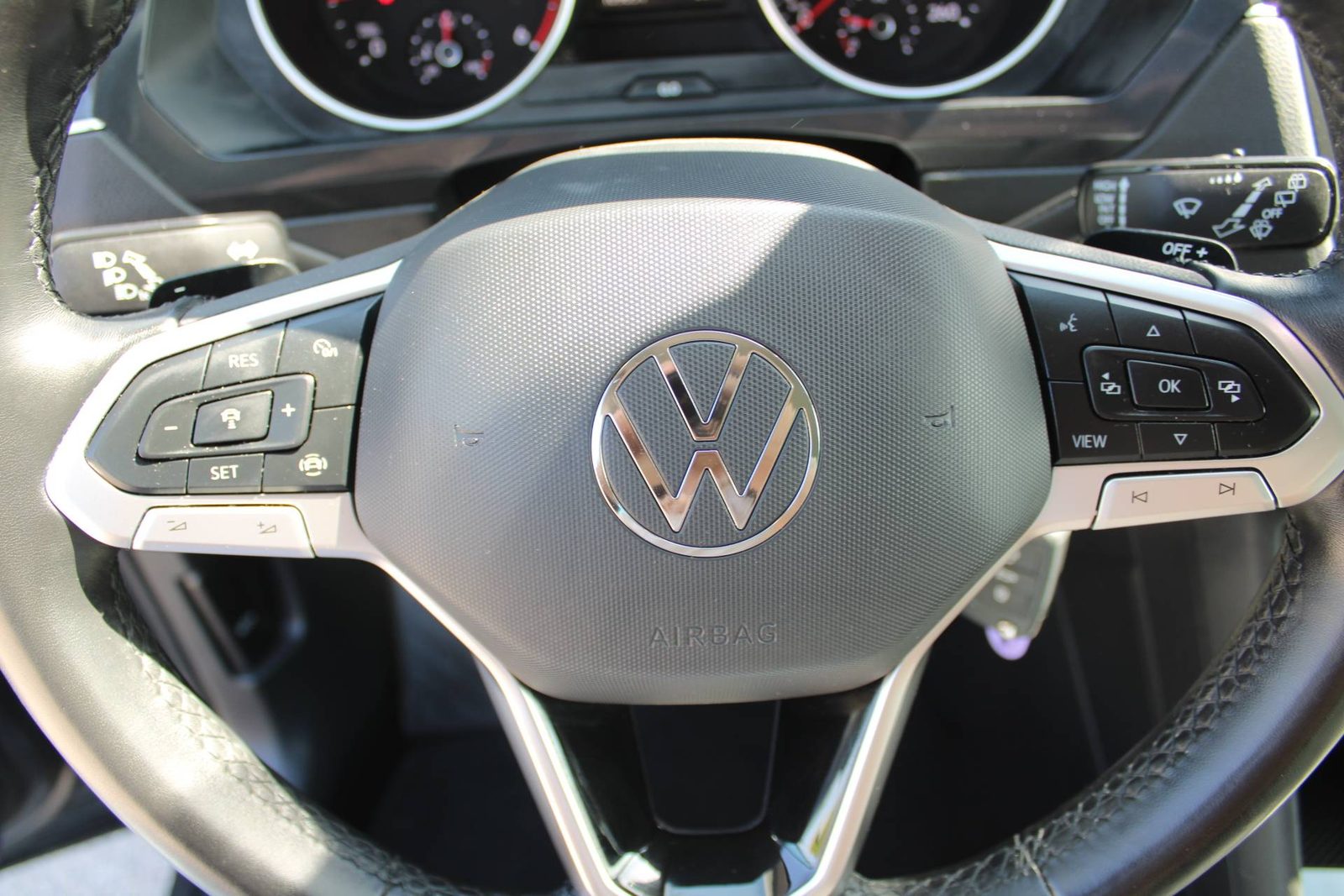 2021 Volkswagen Tiguan — fotografija 16