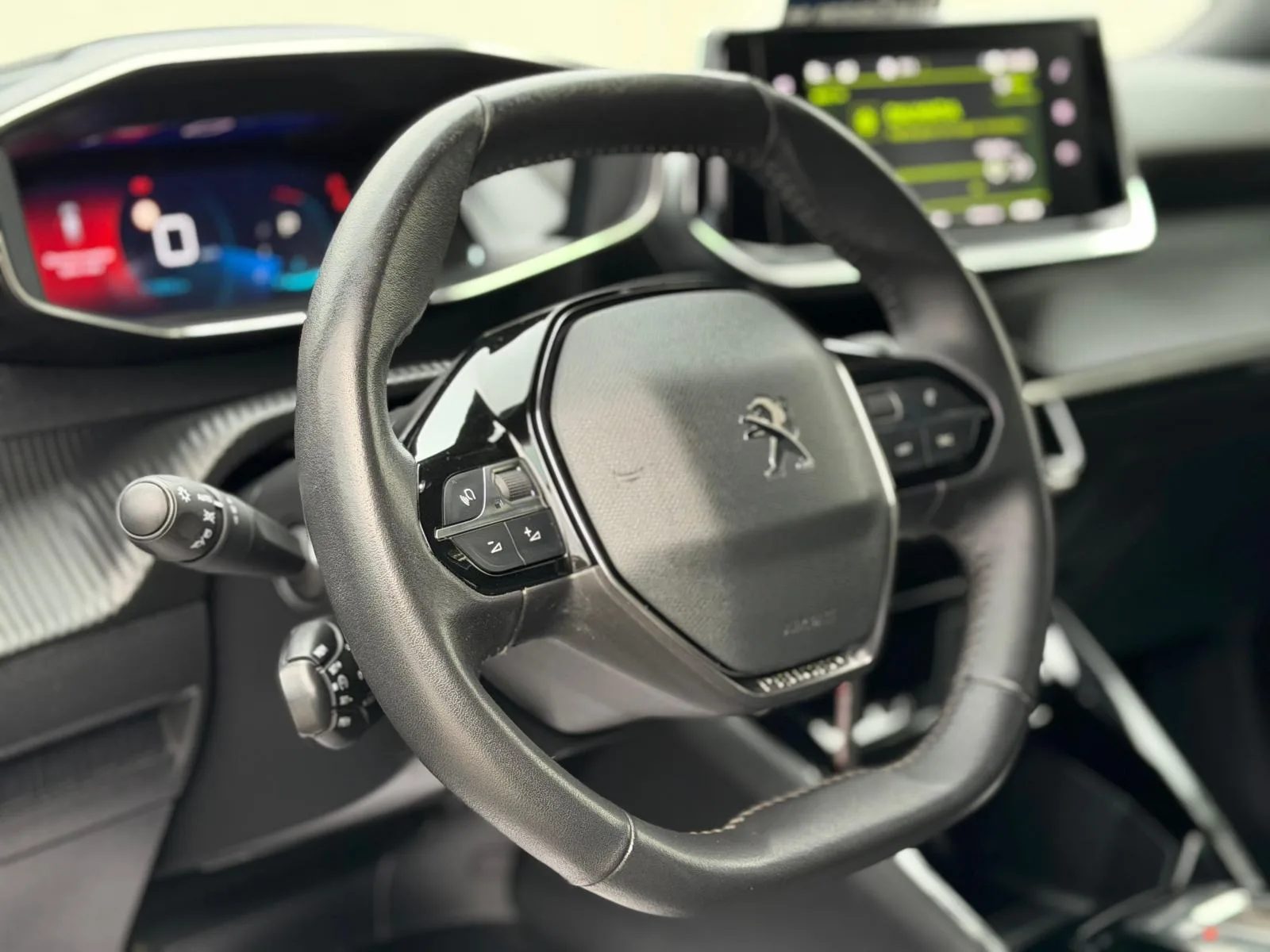 2023 Peugeot 2008 — fotografija 16