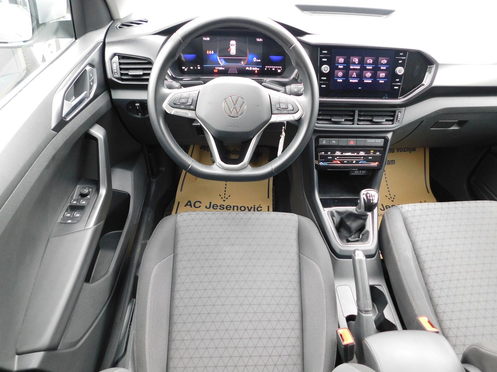 2023 Volkswagen T-Cross — fotografija 9