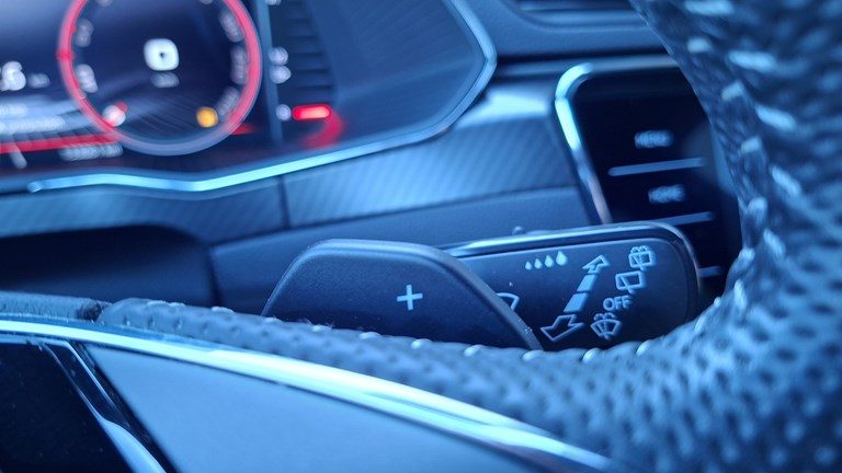 2023 Škoda Superb — fotografija 25