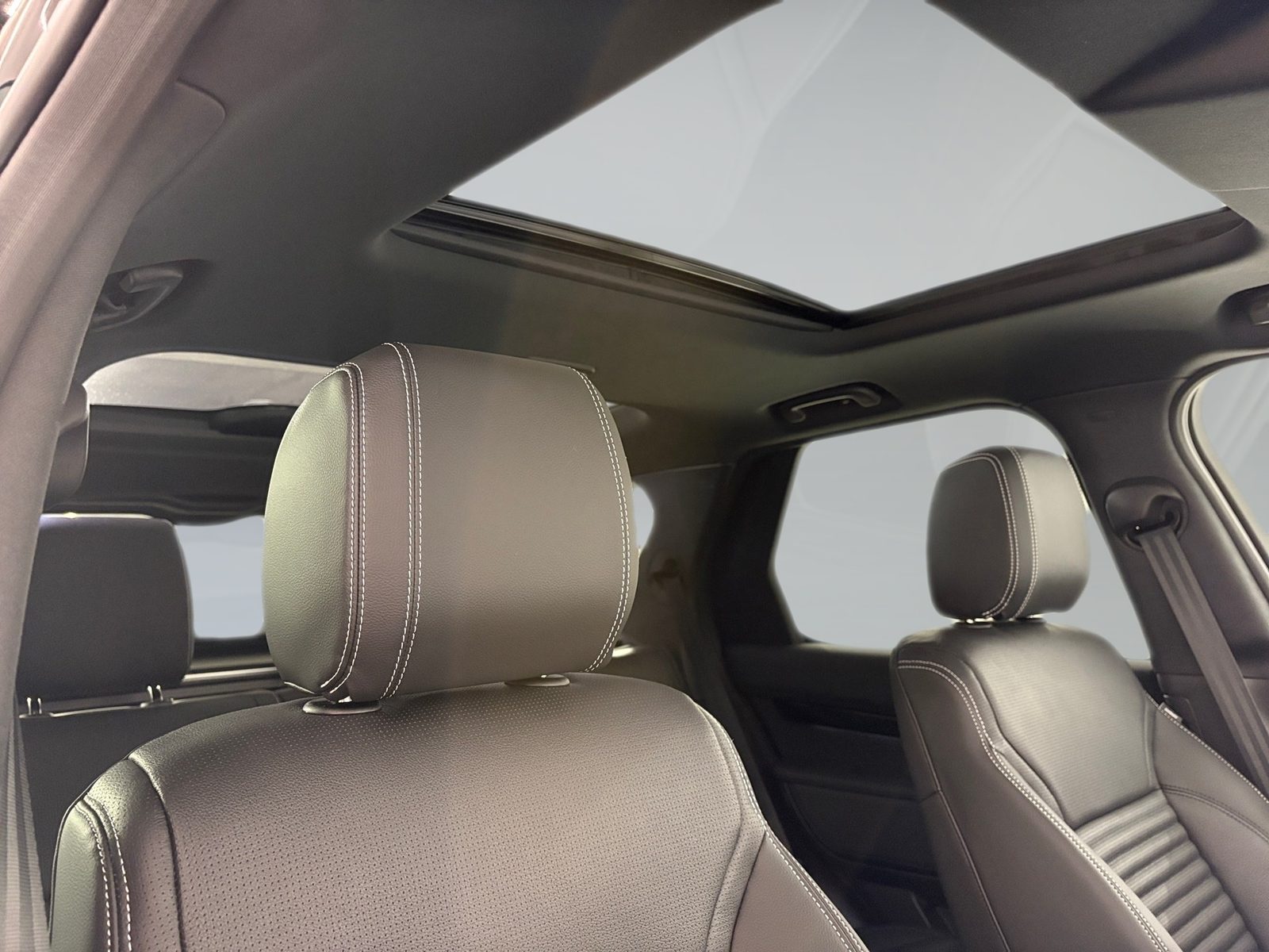2025 Land Rover Discovery — fotografija 23