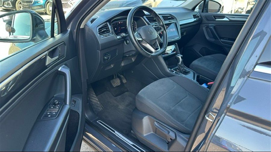 2023 Volkswagen Tiguan — fotografija 9
