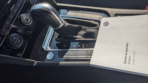 2018 Volkswagen Arteon — sličica 13