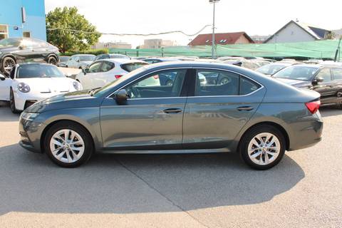 2021 Škoda Octavia — sličica 8