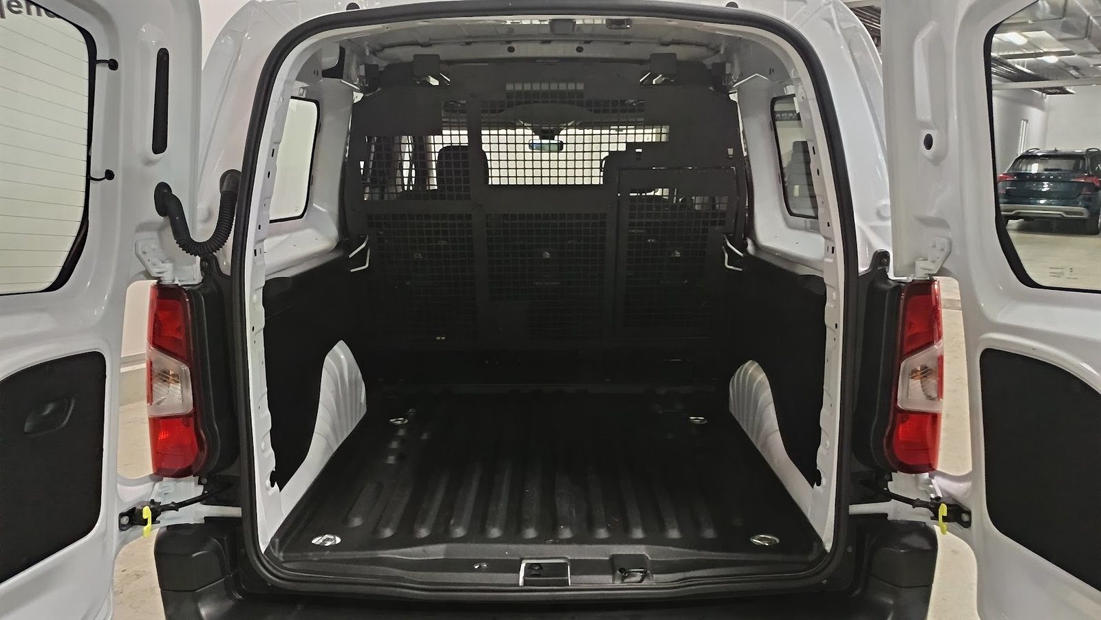 2023 Opel Combo — fotografija 11