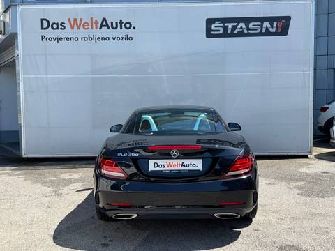 2017 Mercedes-Benz SLC — sličica 7