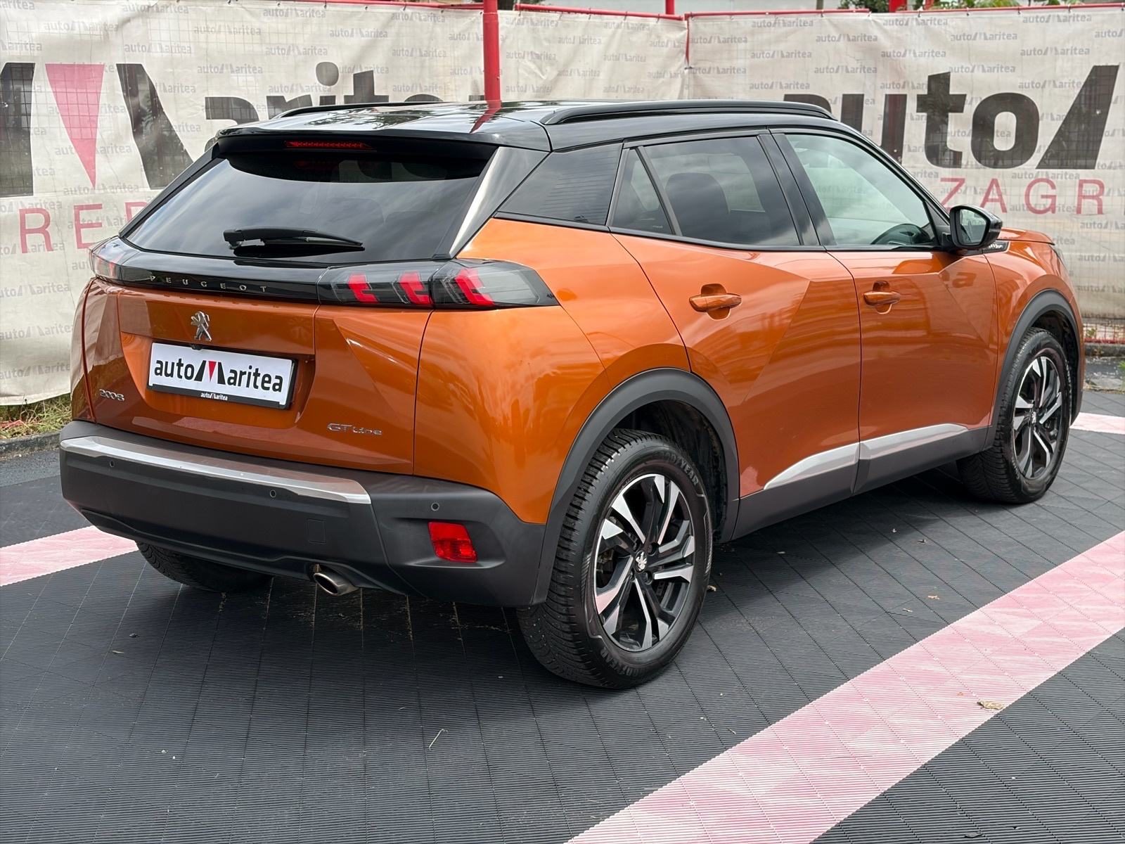 2020 Peugeot 2008 — fotografija 3