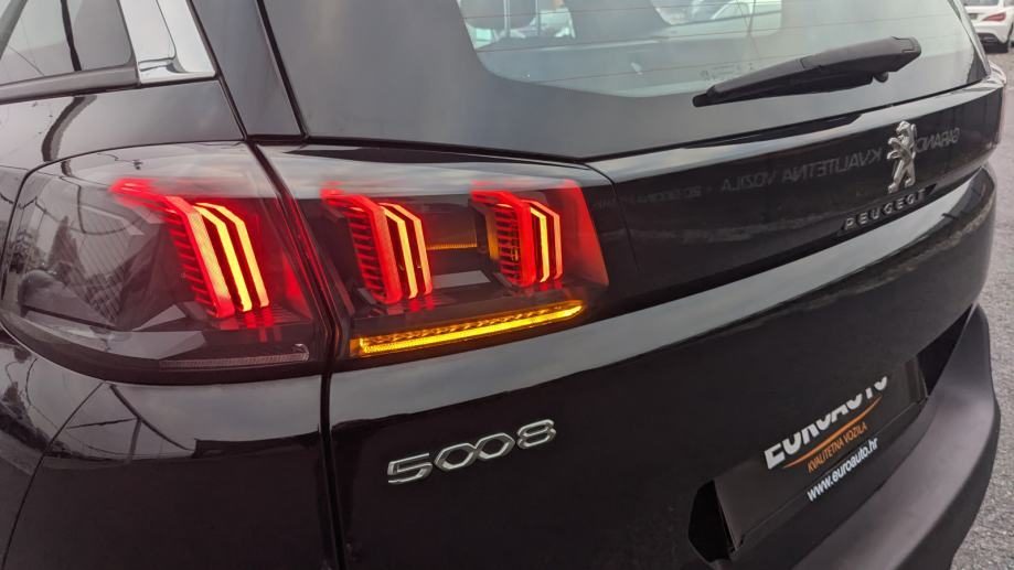 2021 Peugeot 5008 — fotografija 8