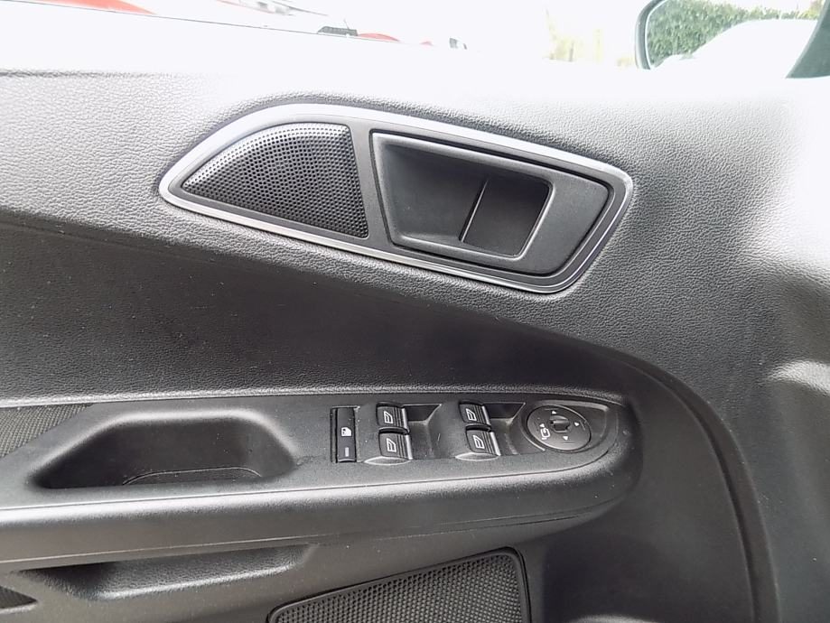2017 Ford B-Max — fotografija 18