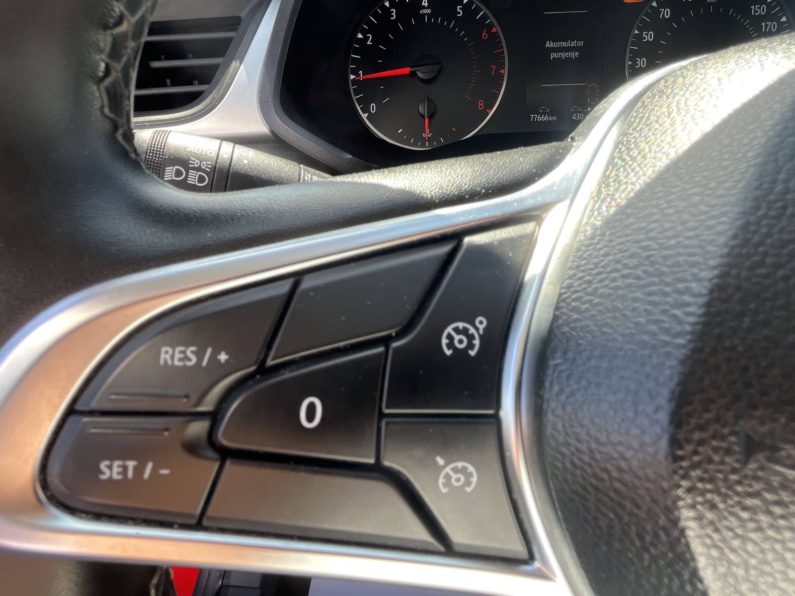 2024 Renault Captur — fotografija 26
