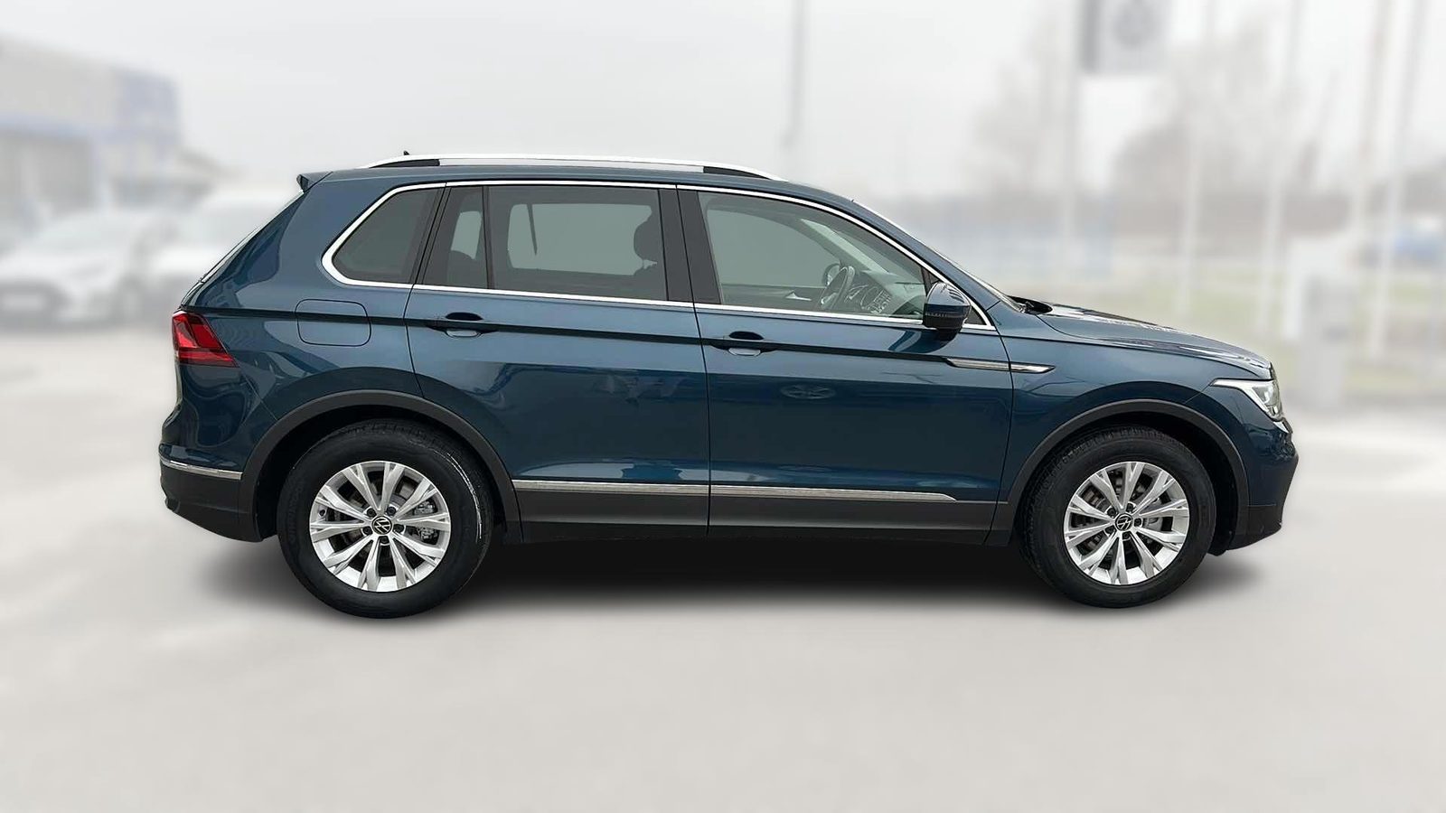 2021 Volkswagen Tiguan — fotografija 8