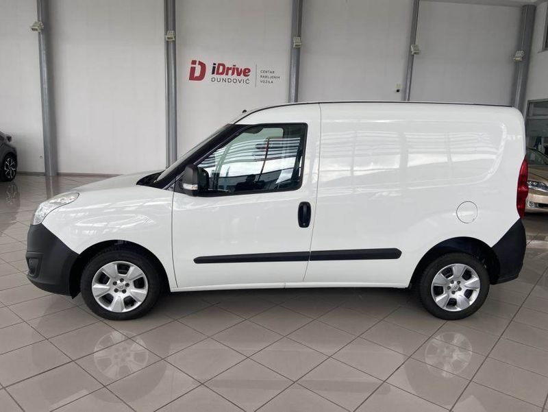 2024 Opel Combo — fotografija 7