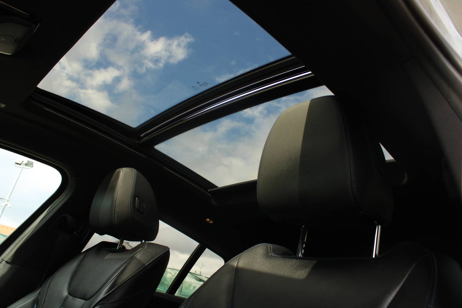 2023 BMW X4 — fotografija 15