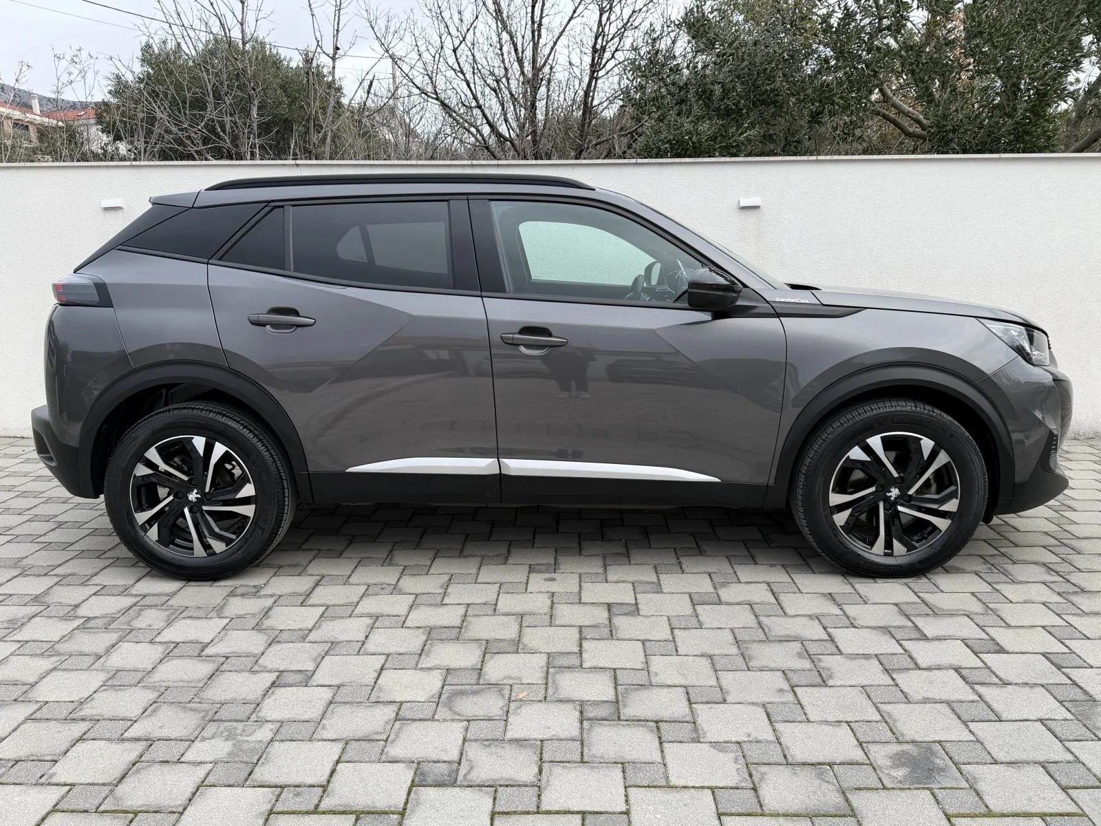 2023 Peugeot 2008 — fotografija 8