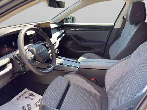 2025 Škoda Superb Combi — sličica 9