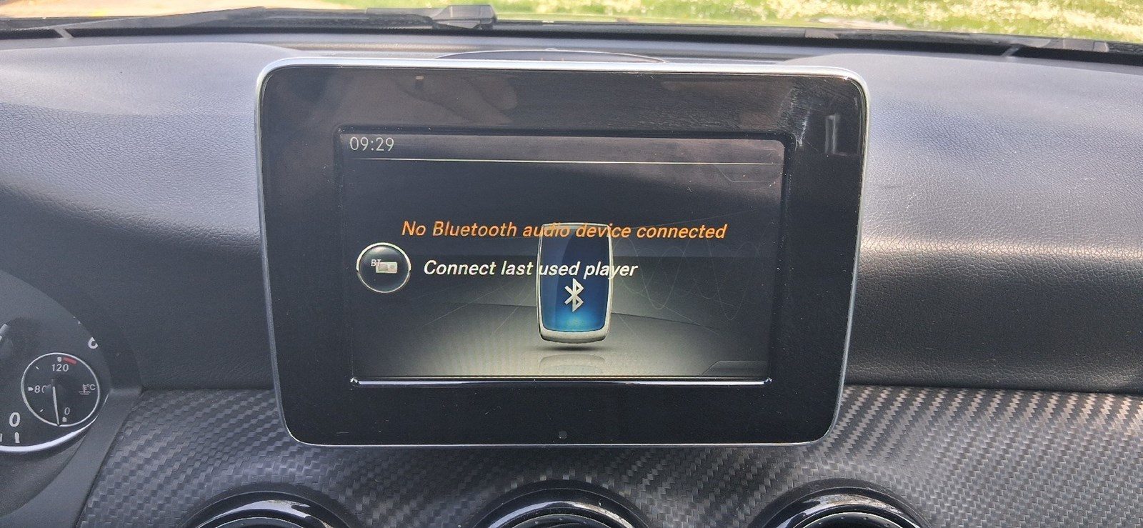 2016 Mercedes-Benz GLA — fotografija 11