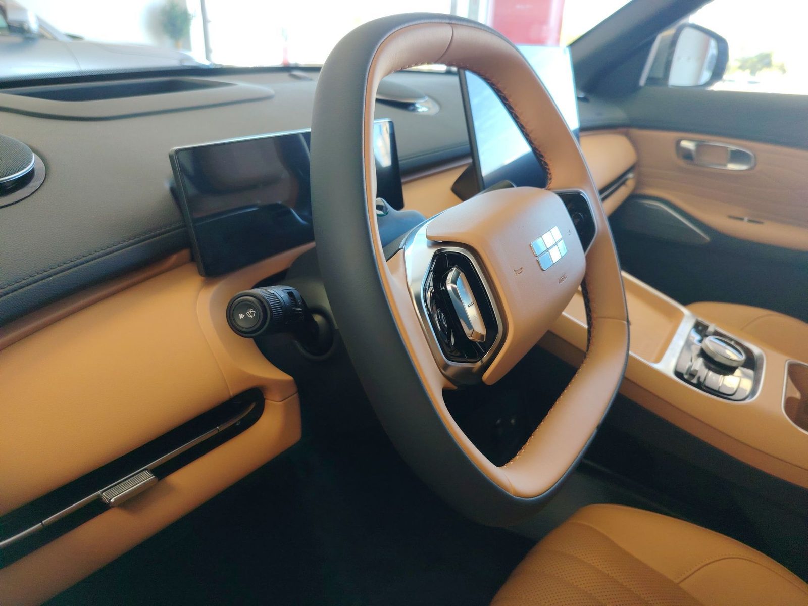 2026 Geely Starray EM-i — fotografija 23