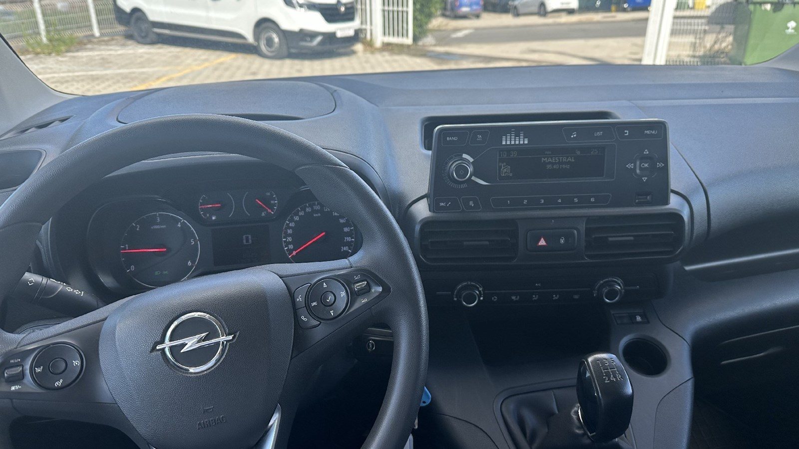 2020 Opel Combo van — fotografija 10