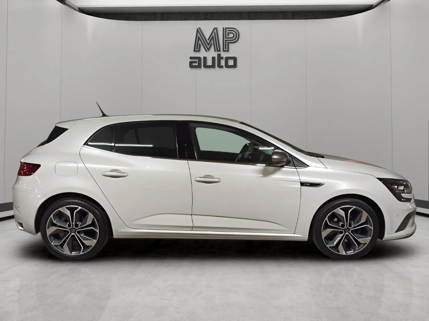 2018 Renault Megane — fotografija 7
