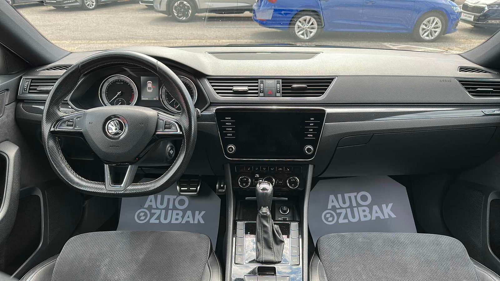 2019 Škoda Superb — fotografija 11