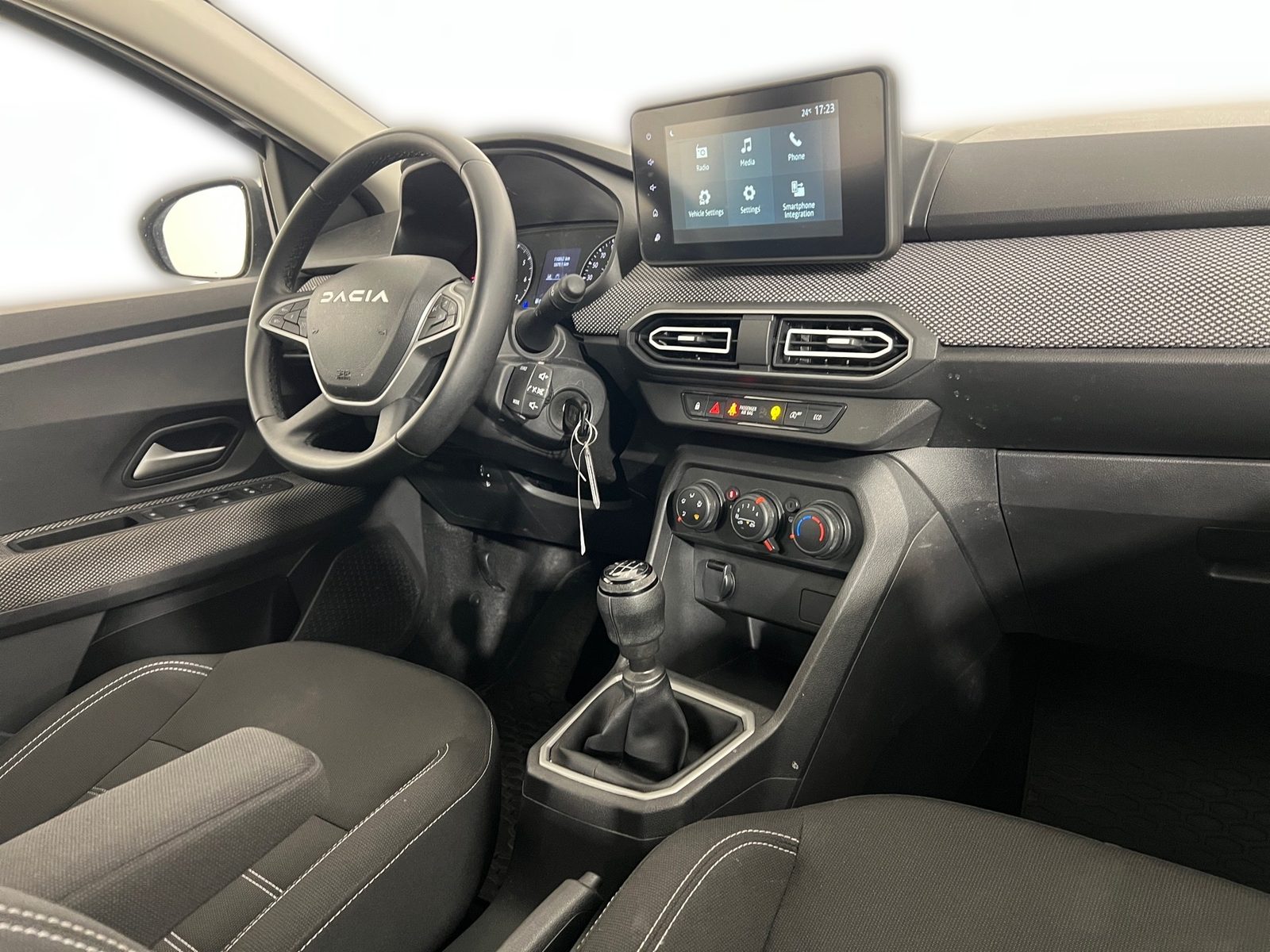 2023 Dacia Sandero — fotografija 20