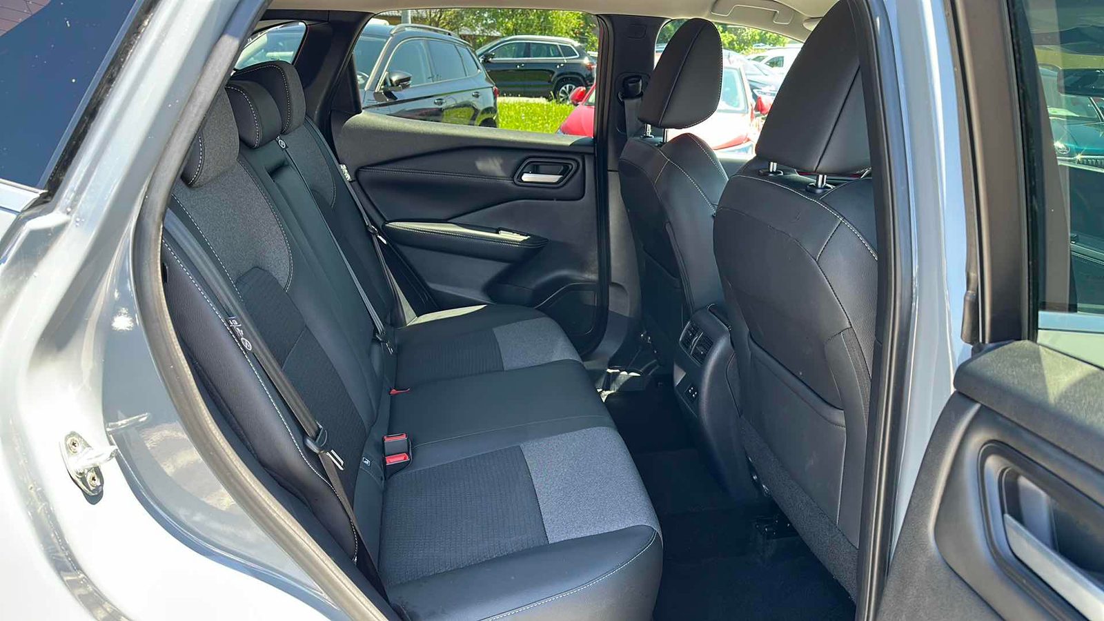 2025 Nissan Qashqai — fotografija 10