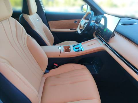 2026 Geely Starray EM-i — sličica 21
