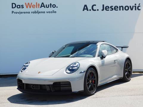 2025 Porsche 911