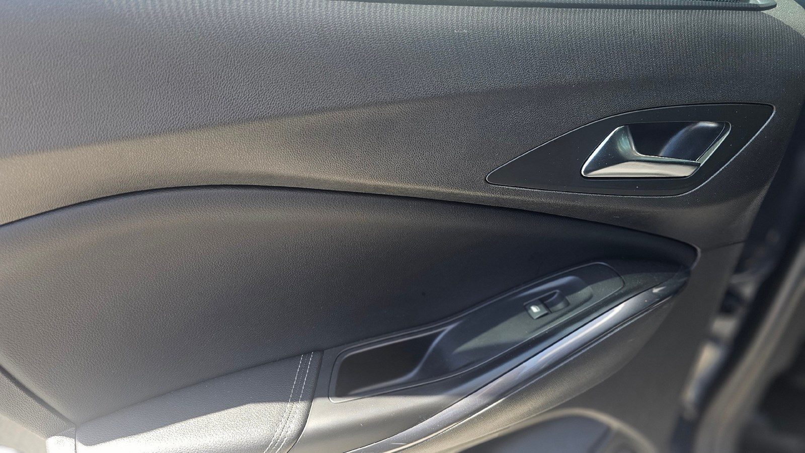 2018 Opel Grandland — fotografija 16