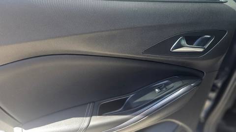 2018 Opel Grandland — sličica 16