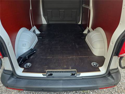 2021 Volkswagen Transporter — sličica 17