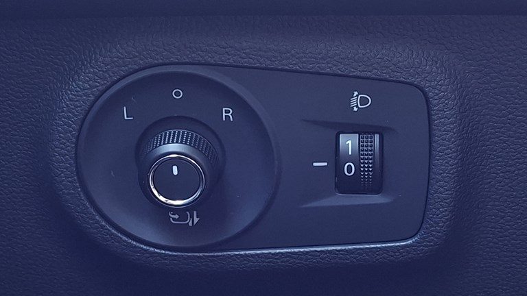2023 MG ZS — fotografija 22