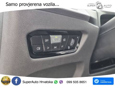 2022 BMW Serija 2 — sličica 21