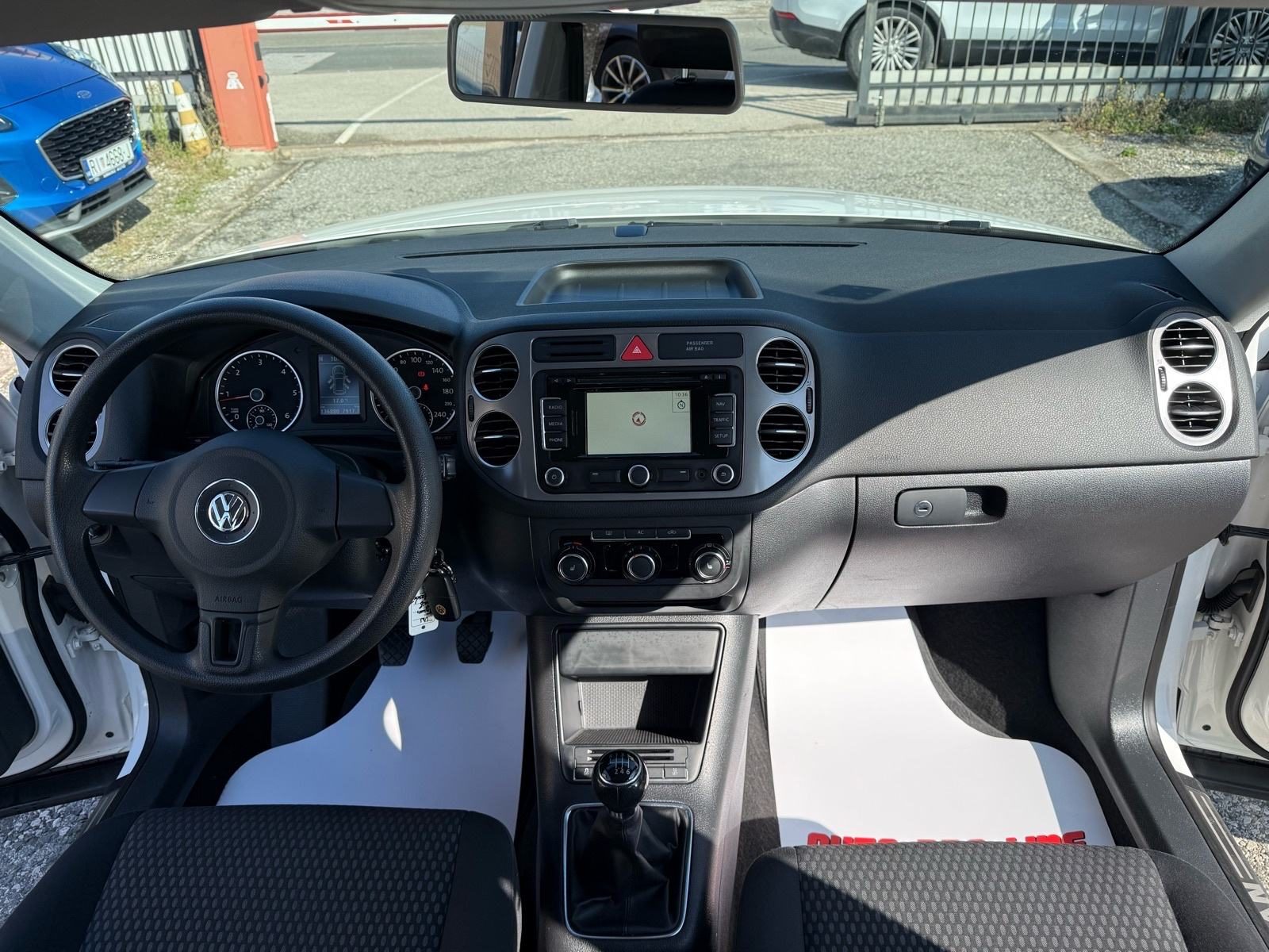 2011 Volkswagen Tiguan — fotografija 12
