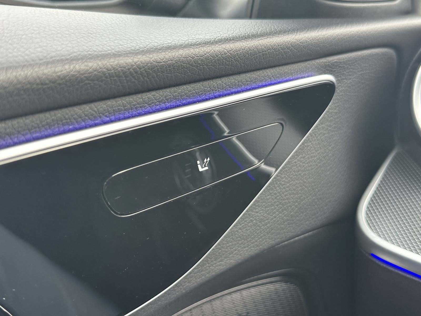 2023 Mercedes-Benz C-klasa — fotografija 18