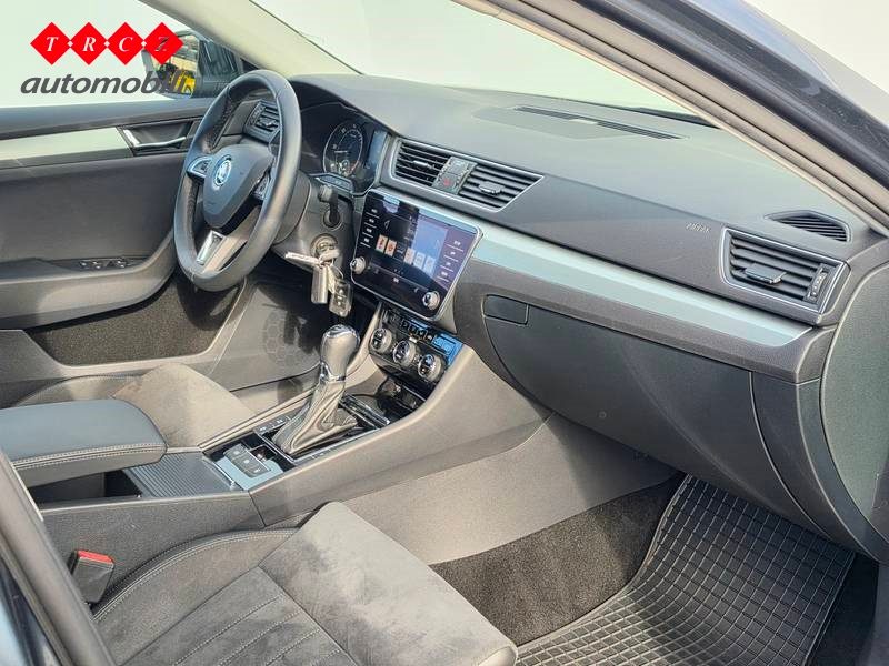 2018 Škoda Superb — fotografija 6