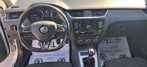 2016 Škoda Octavia — sličica 21