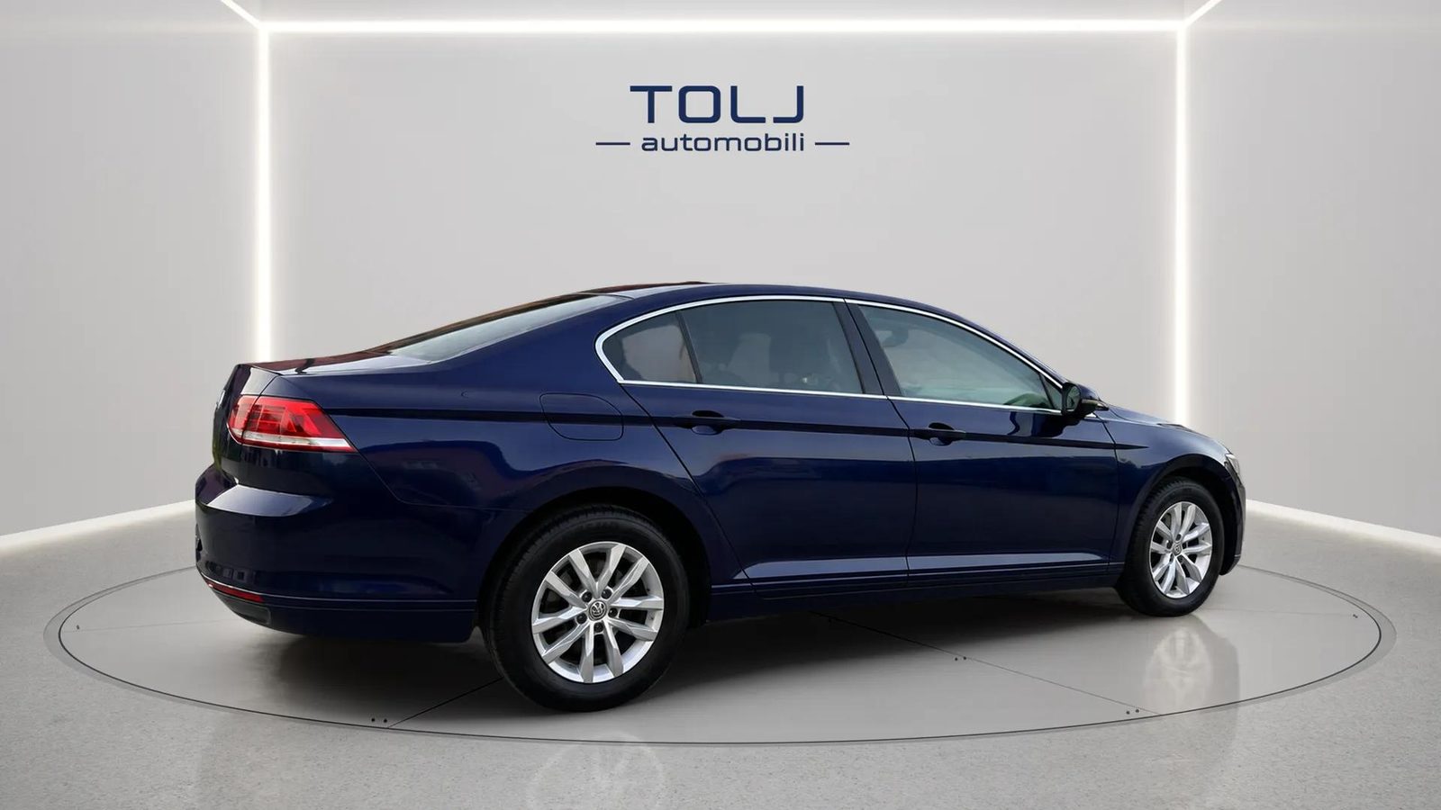 2019 Volkswagen Passat — fotografija 5