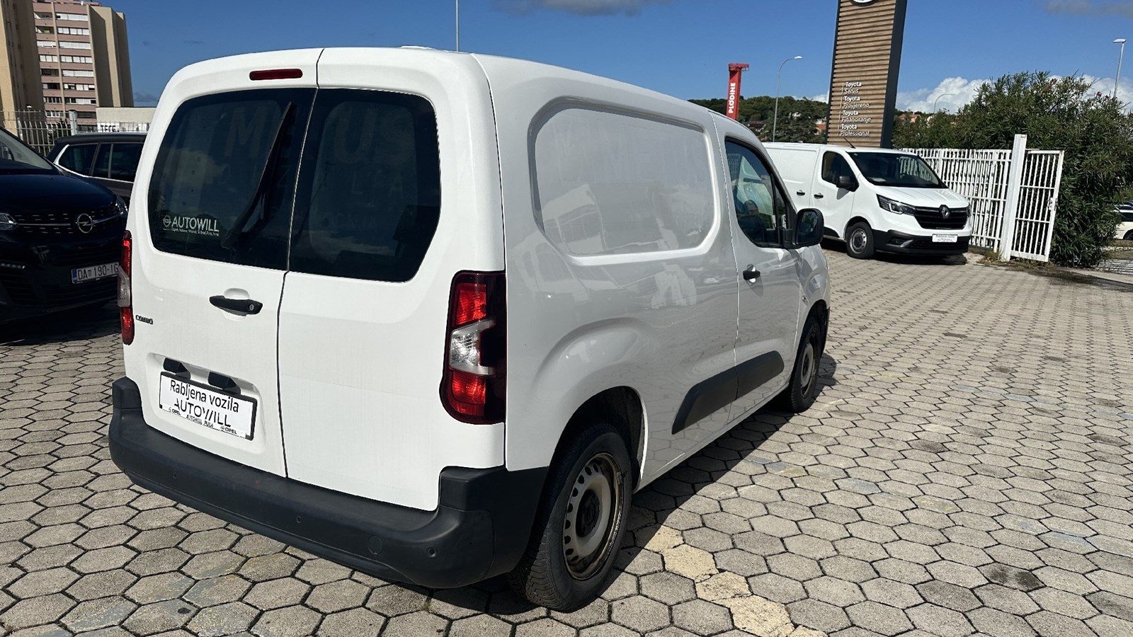 2020 Opel Combo van — fotografija 6