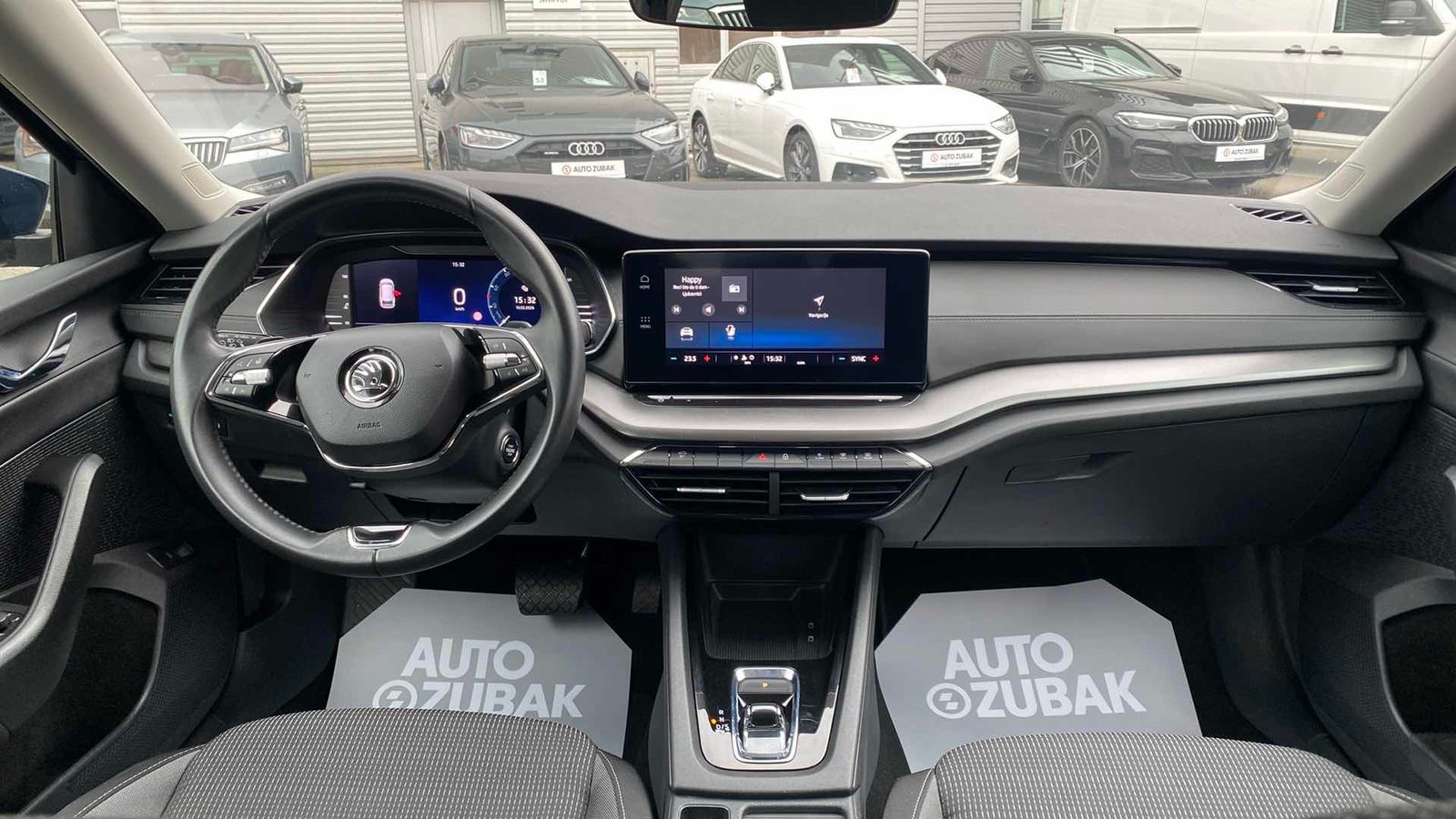 2023 Škoda Octavia Combi — fotografija 11