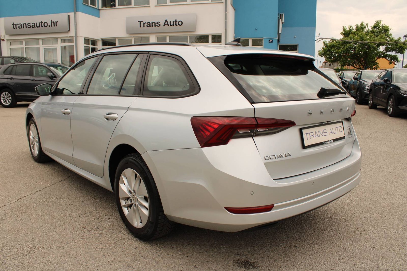 2022 Škoda Octavia Combi — fotografija 7