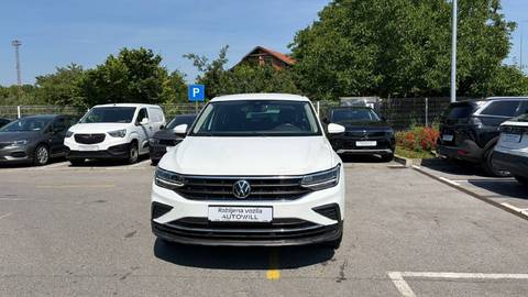 2021 Volkswagen Tiguan — sličica 2