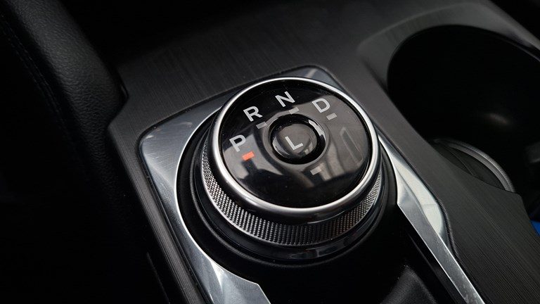 2024 Ford Kuga — fotografija 17