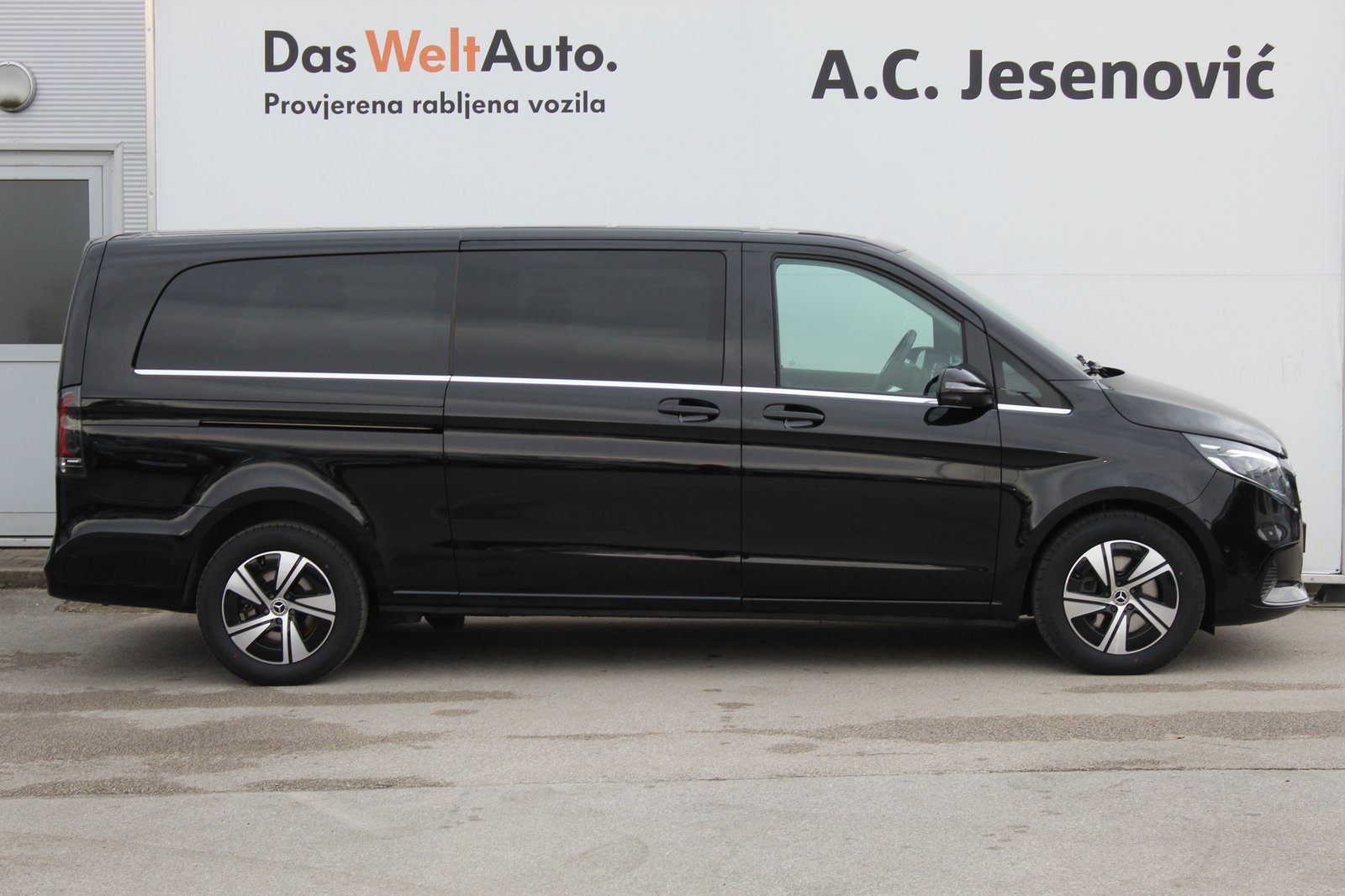 2025 Mercedes-Benz V-klasa — fotografija 4