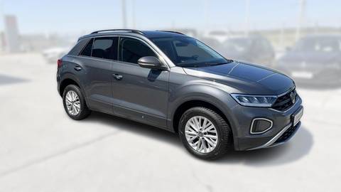 2023 Volkswagen T-Roc — sličica 3