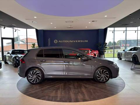 2020 Volkswagen Golf — sličica 12