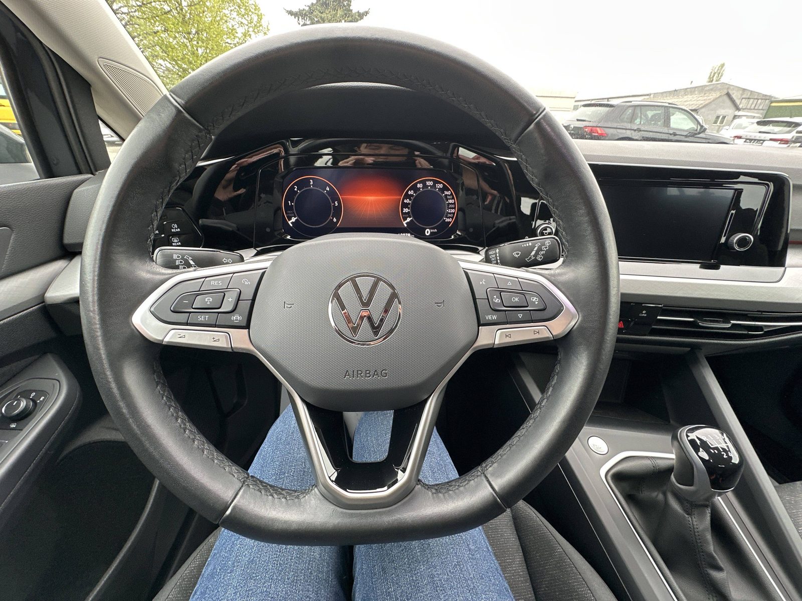 2024 Volkswagen Golf — fotografija 24