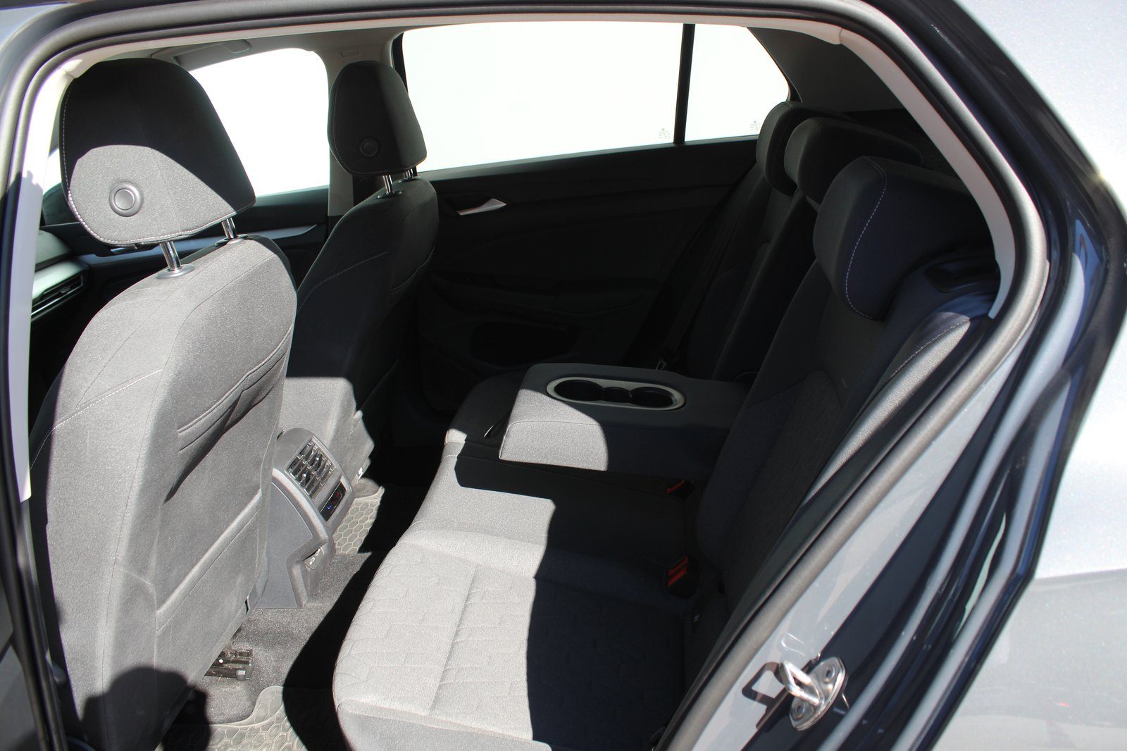 2026 Volkswagen Golf — fotografija 11