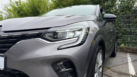 2021 Renault Captur — sličica 12